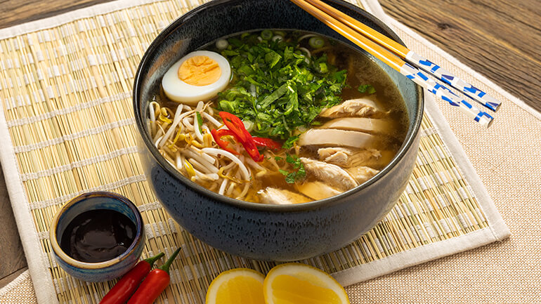 Vietnamese chicken noodle soup (Pho Gha)
