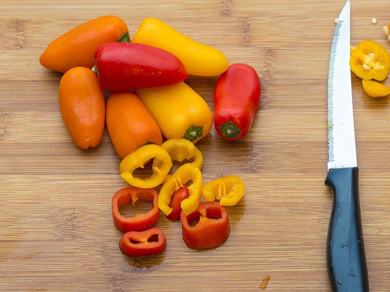 Roast pepper boats